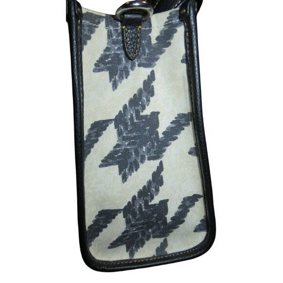 Coach 2023 Dempsey Tote 22 Houndstooth Print Canvas and refined pebble leather - Picture 3 of 13